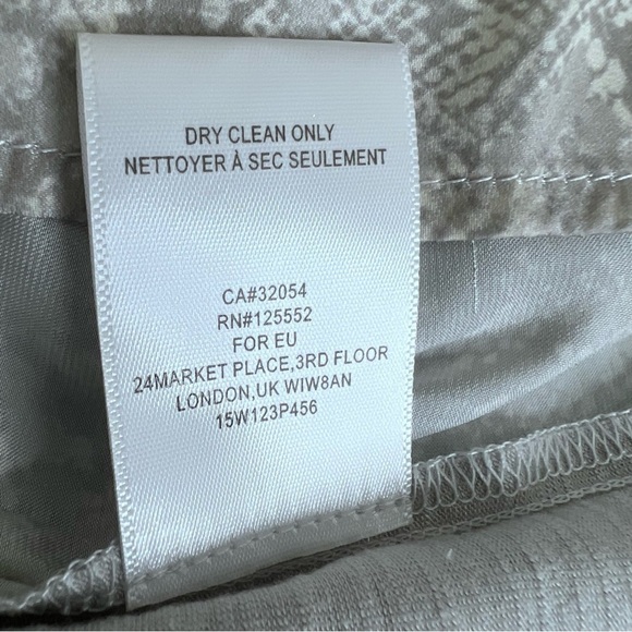 Anthropologie Dolan Grey Snakeskin Blouse Size XS - Picture 12 of 12